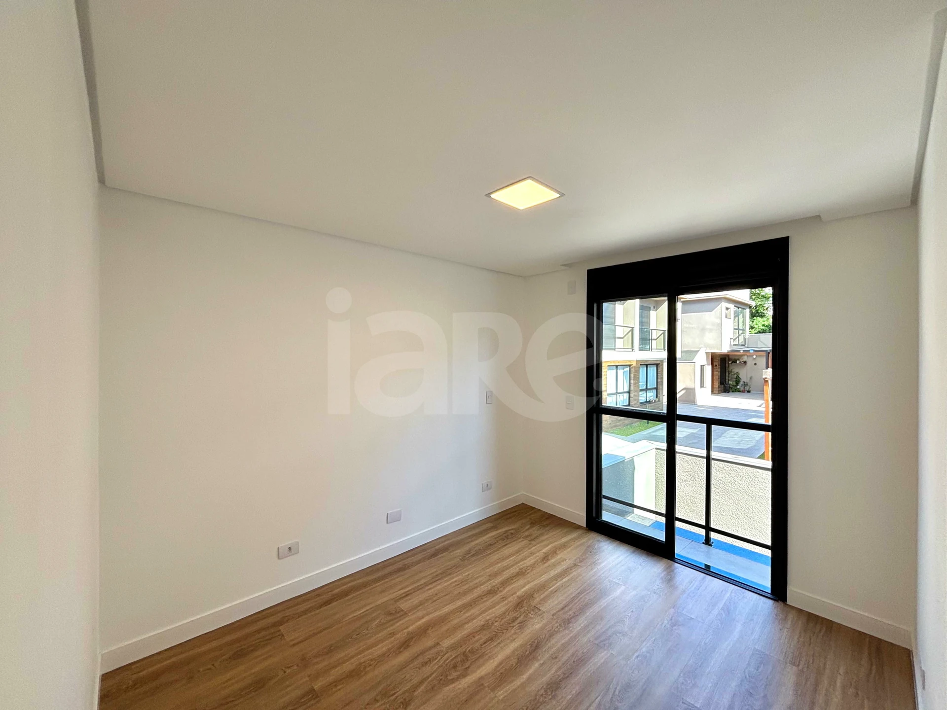 Monte Carlo - Casa com 268 m², em Tingui — foto 21