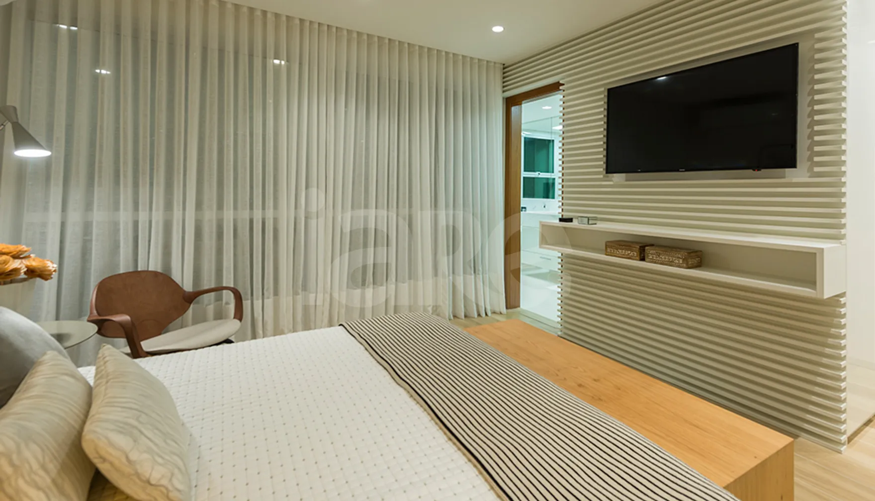 Marina Bay Residences - Apartamento com 240,1 m², em Itapuã — foto 12