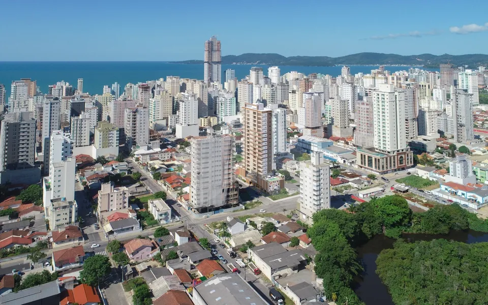 Artesano Residence - Apartamento com 135 m², em Meia Praia — foto 7