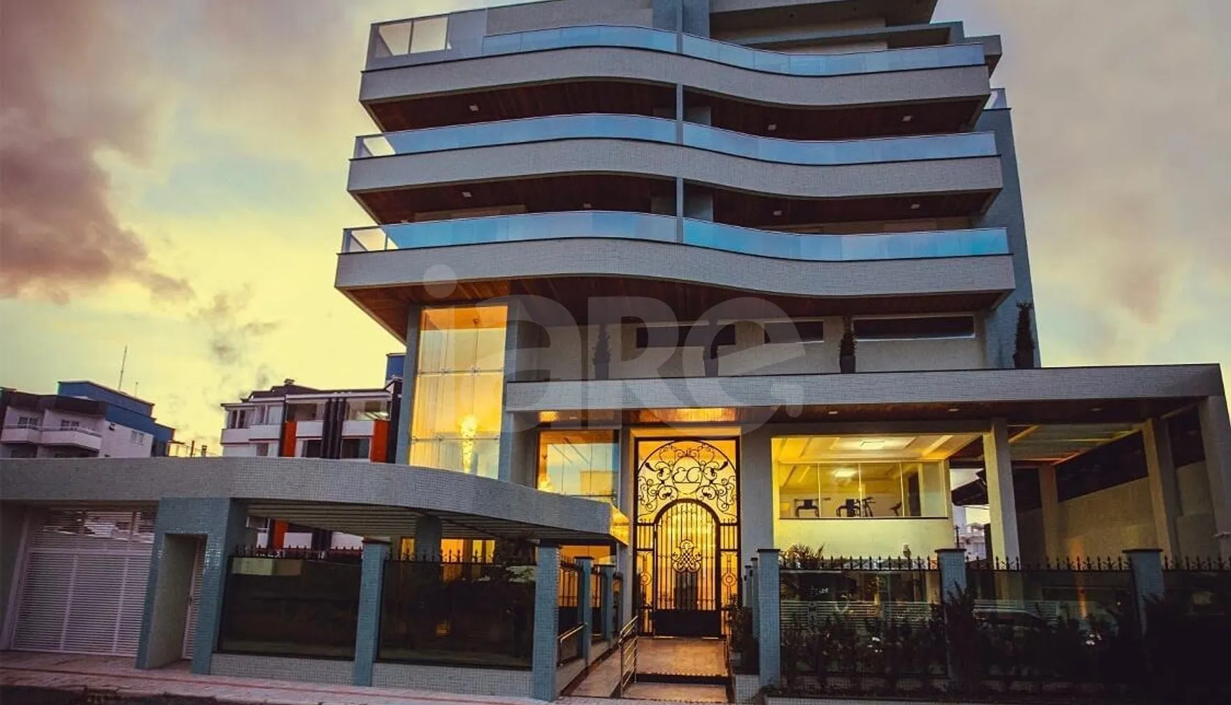 Eunice Costa - Cobertura com 142,93 m², em Canto Grande — foto 1