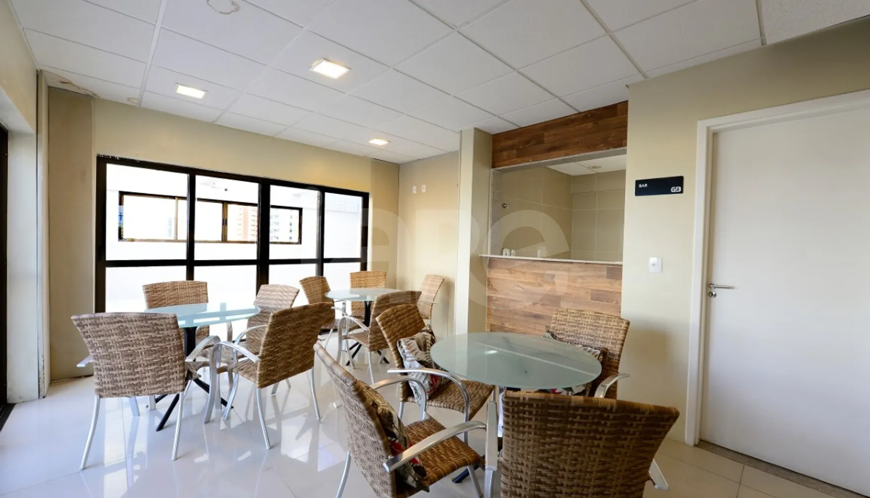 Sainte Marie - Apartamento com 58 m², em Encruzilhada — foto 4