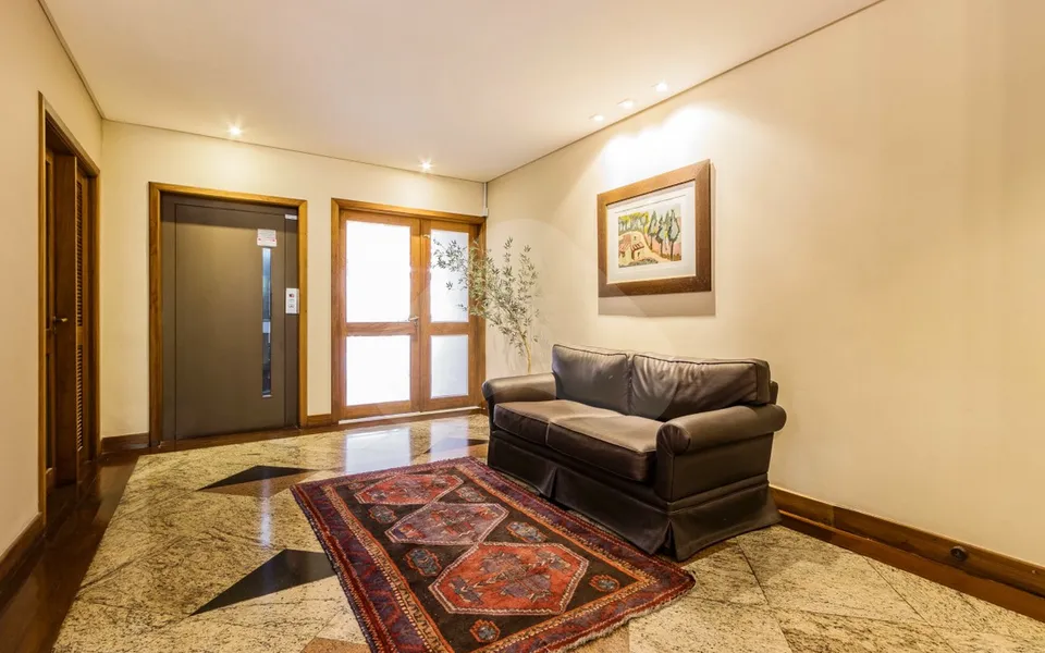Edifício Solar da Figueira Apto 501 - Apartamento com 244 m², em Rio Branco — foto 5