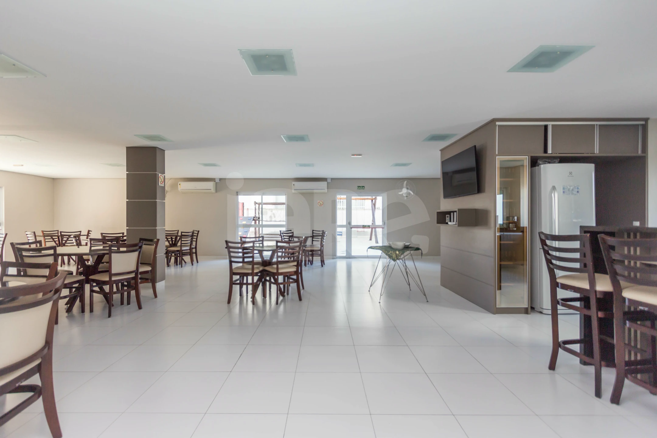 CVB Apto 1509B - Cobertura com 194 m², em Centro — foto 28