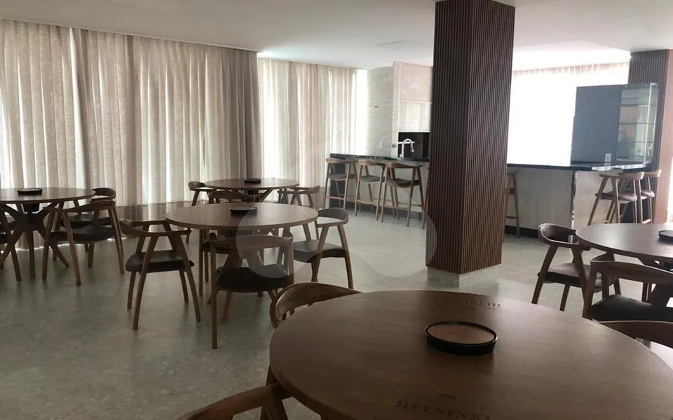 Residencial Helsinki - Apartamento com 193,38 m², em Meia Praia — foto 9