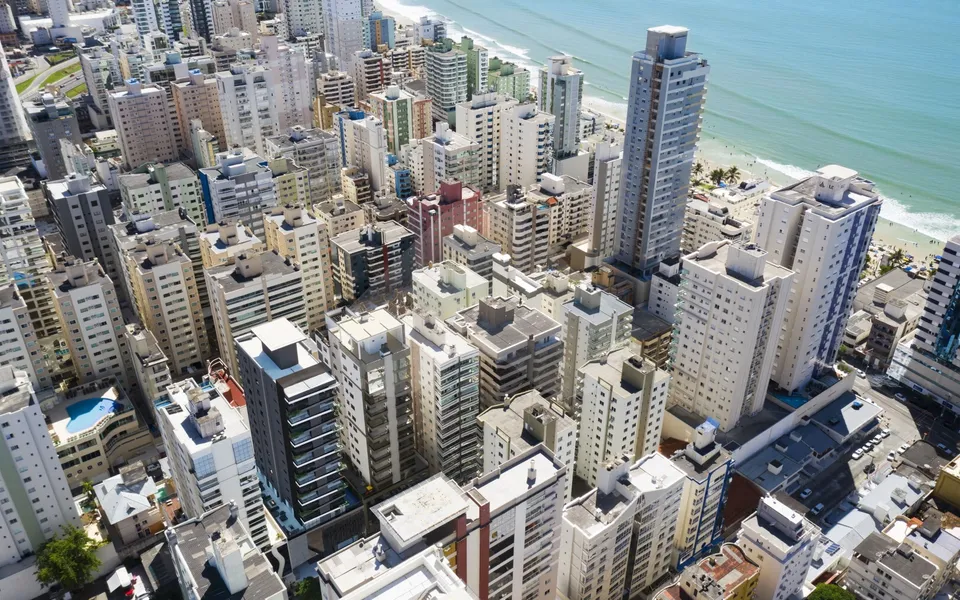 Izas Home - Apartamento com 124 m², em Meia Praia — foto 14