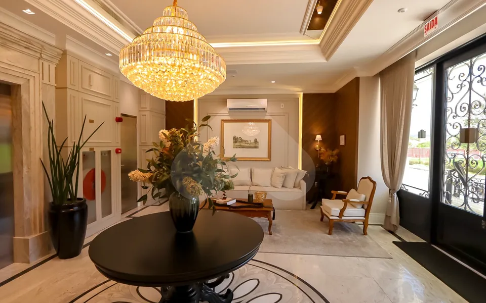 Edifício Paramount Apto 1601 - Apartamento com 269,5 m², em Meia Praia — foto 4
