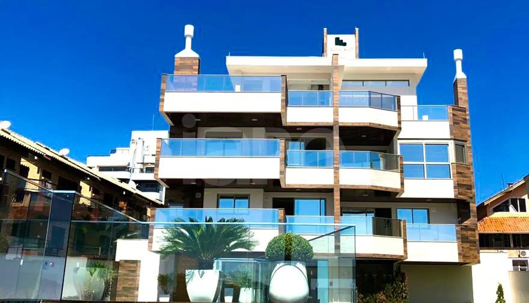 Infinity Blue - Apartamento com 133,76 m², em Centro — foto 1