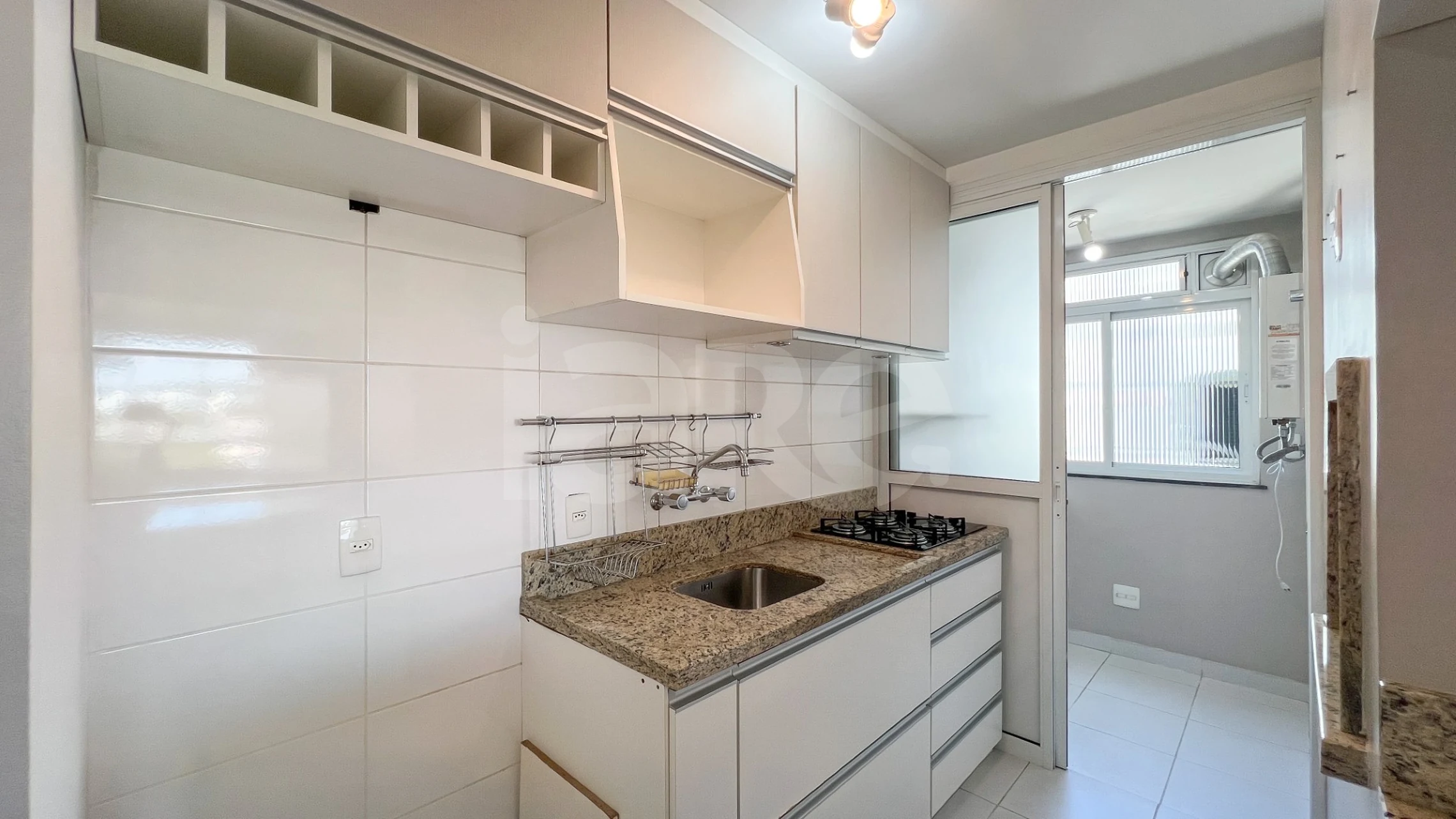 Edifício Plaza Cristal Apto 706B - Apartamento com 71,36 m², em Cavalhada — foto 13
