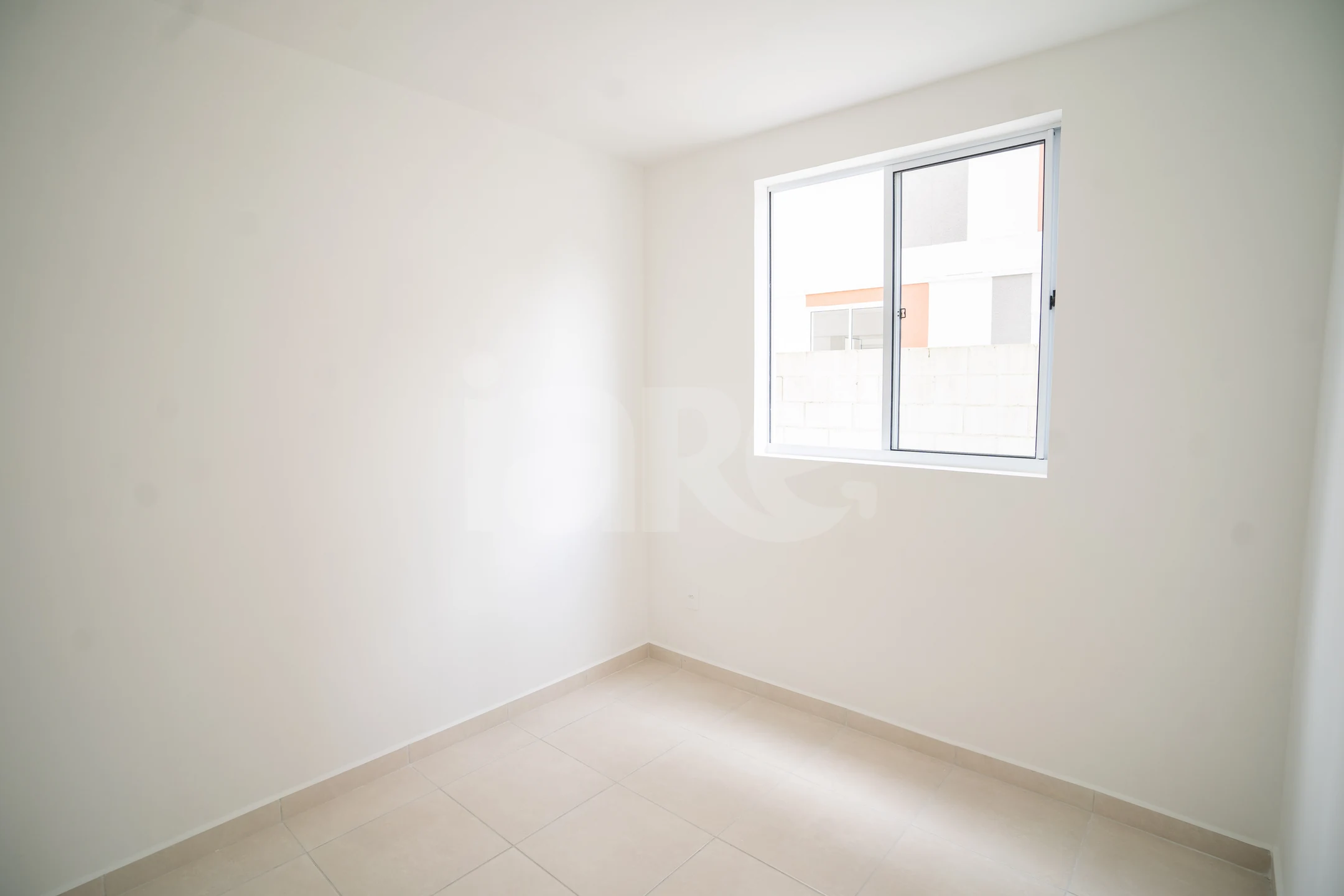 Condomínio Colinas do Norte - Apartamento com 48,06 m², em Santa Cândida — foto 3