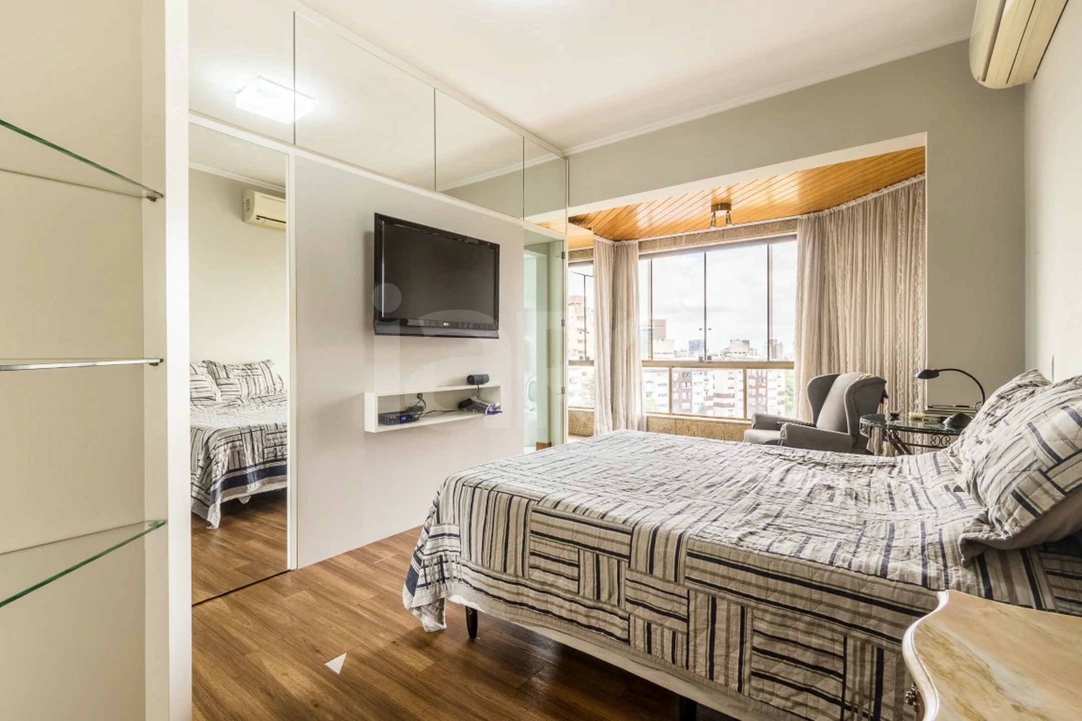 Edifício Solar da Figueira Apto 501 - Apartamento com 244 m², em Rio Branco — foto 25