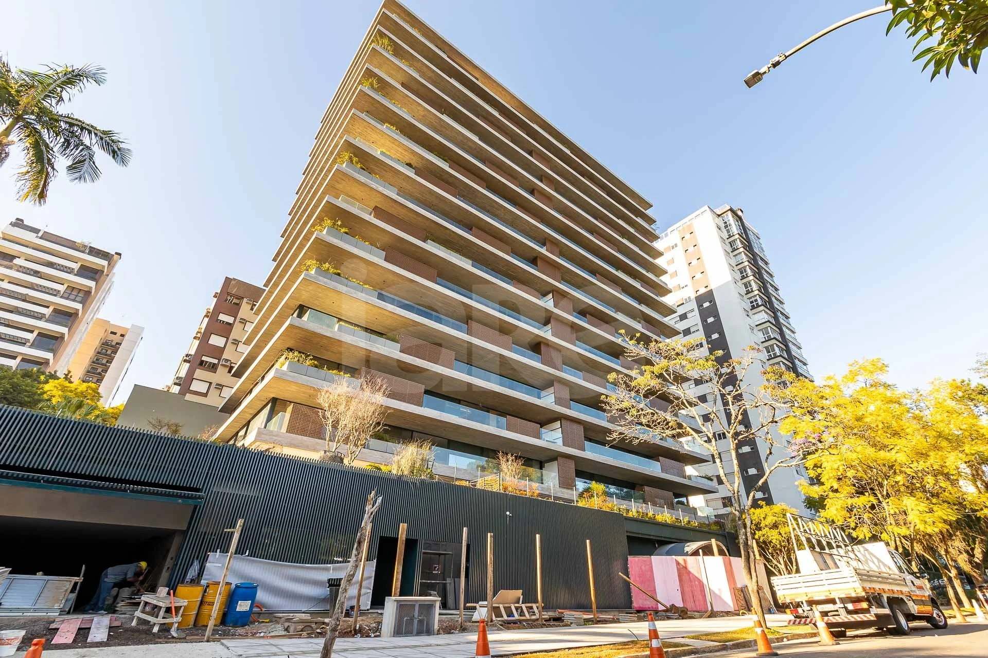Varanda Apto ONE22448 - Apartamento com 317,43 m², em Petrópolis — foto 14