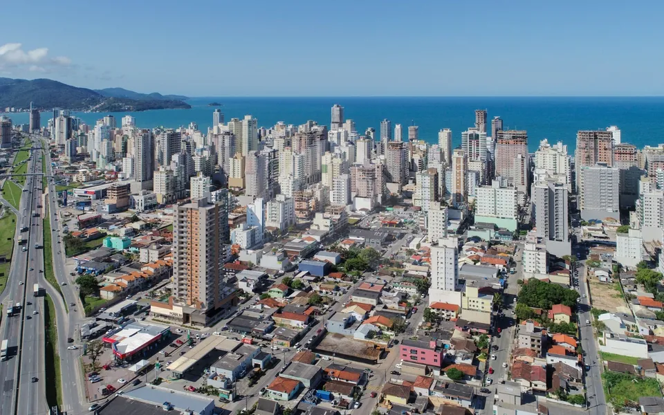 Portal 246 Residence - Apartamento com 95,58 m², em Meia Praia — foto 8