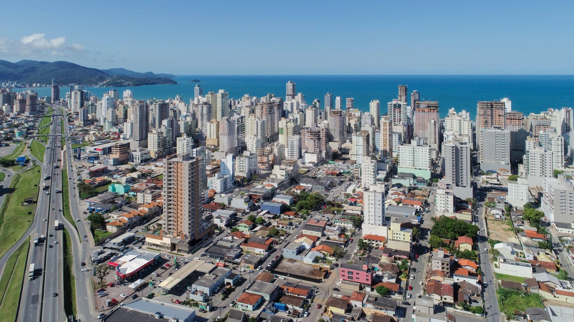 Portal 246 Residence - Apartamento com 95,58 m², em Meia Praia — foto 8