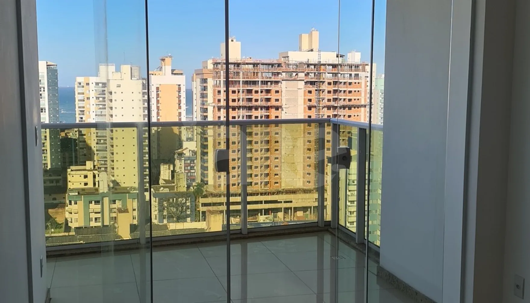 Costa do Havaí - Apartamento com 63,64 m², em Itapuã — foto 7