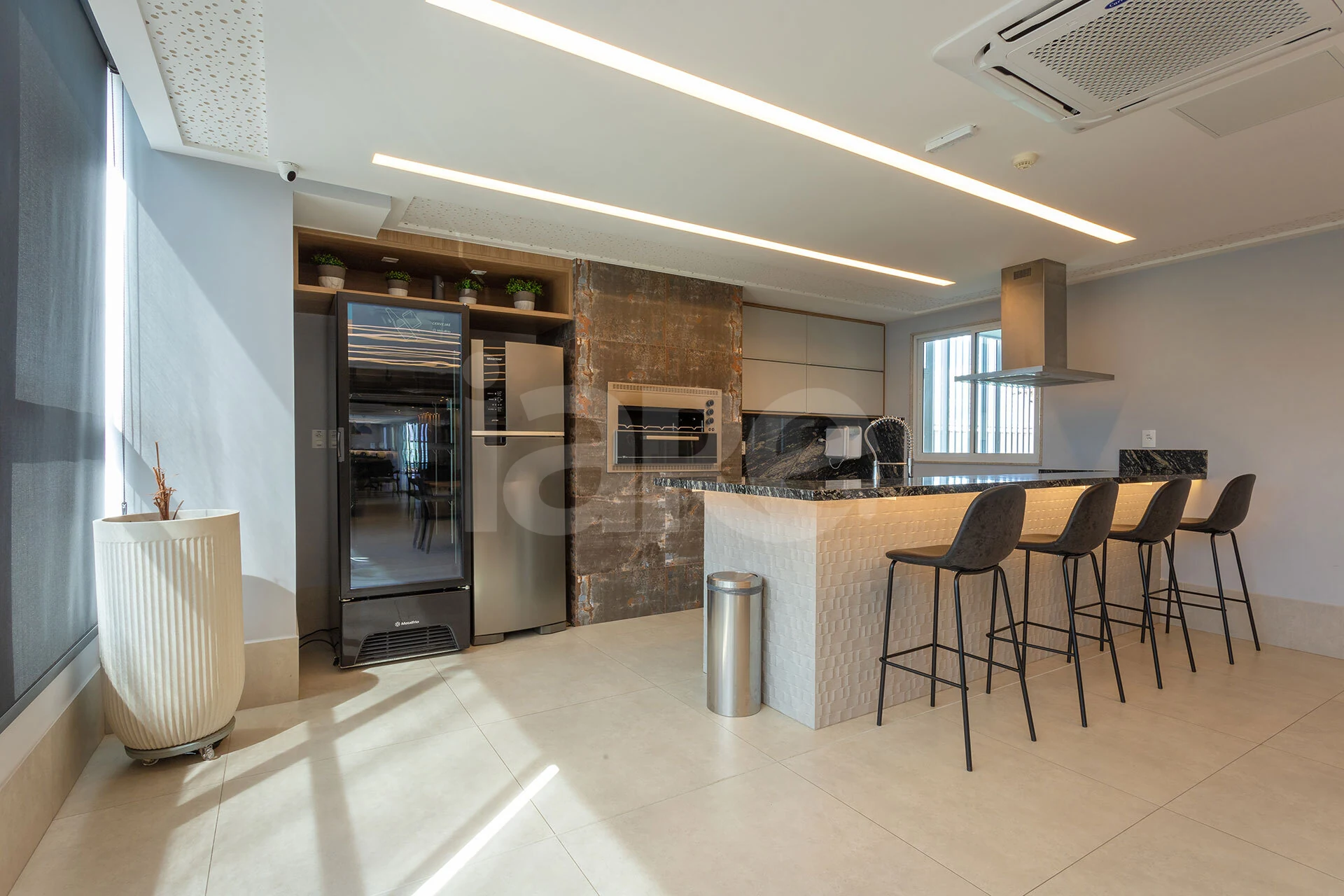 Costa Mare - Loja com 73,55 m², em Itapuã — foto 10