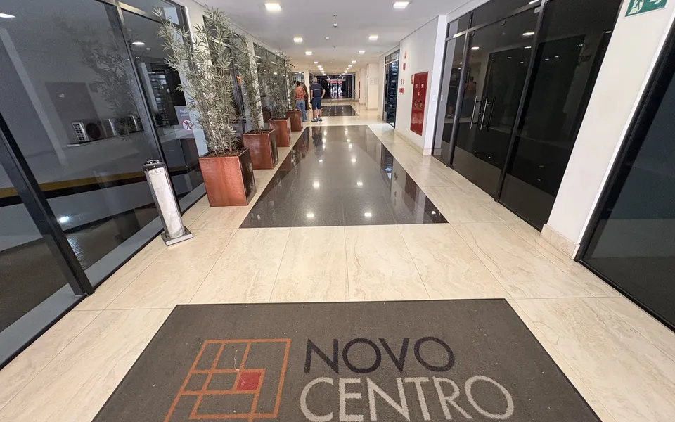 Edifício Novo Centro Curitiba Sala 509 - Sala comercial com 28,7 m², em Centro — foto 5