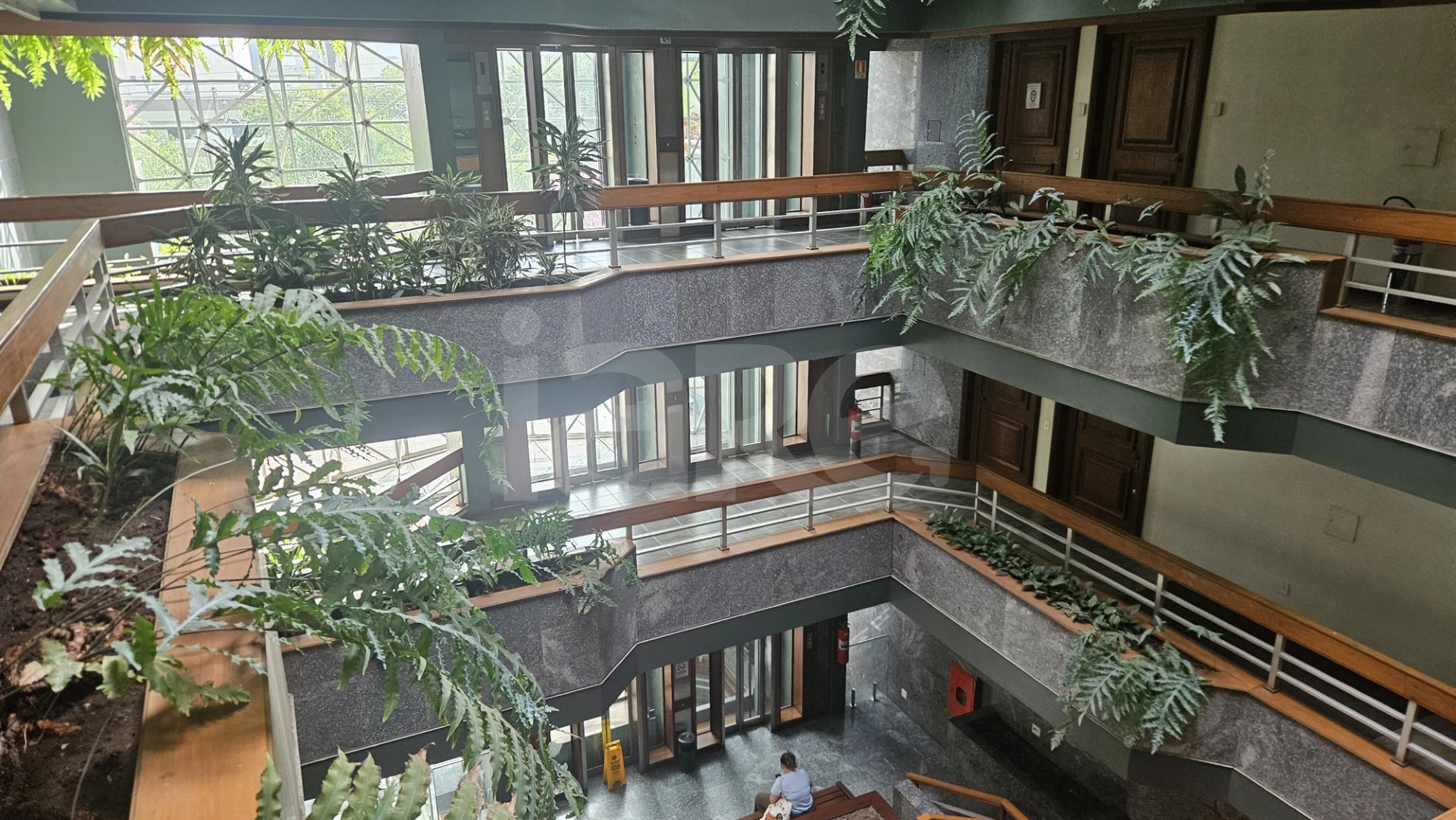 Edifício Royal Center Sala 303e304 - Sala comercial com 75,61 m², em Higienópolis — foto 3