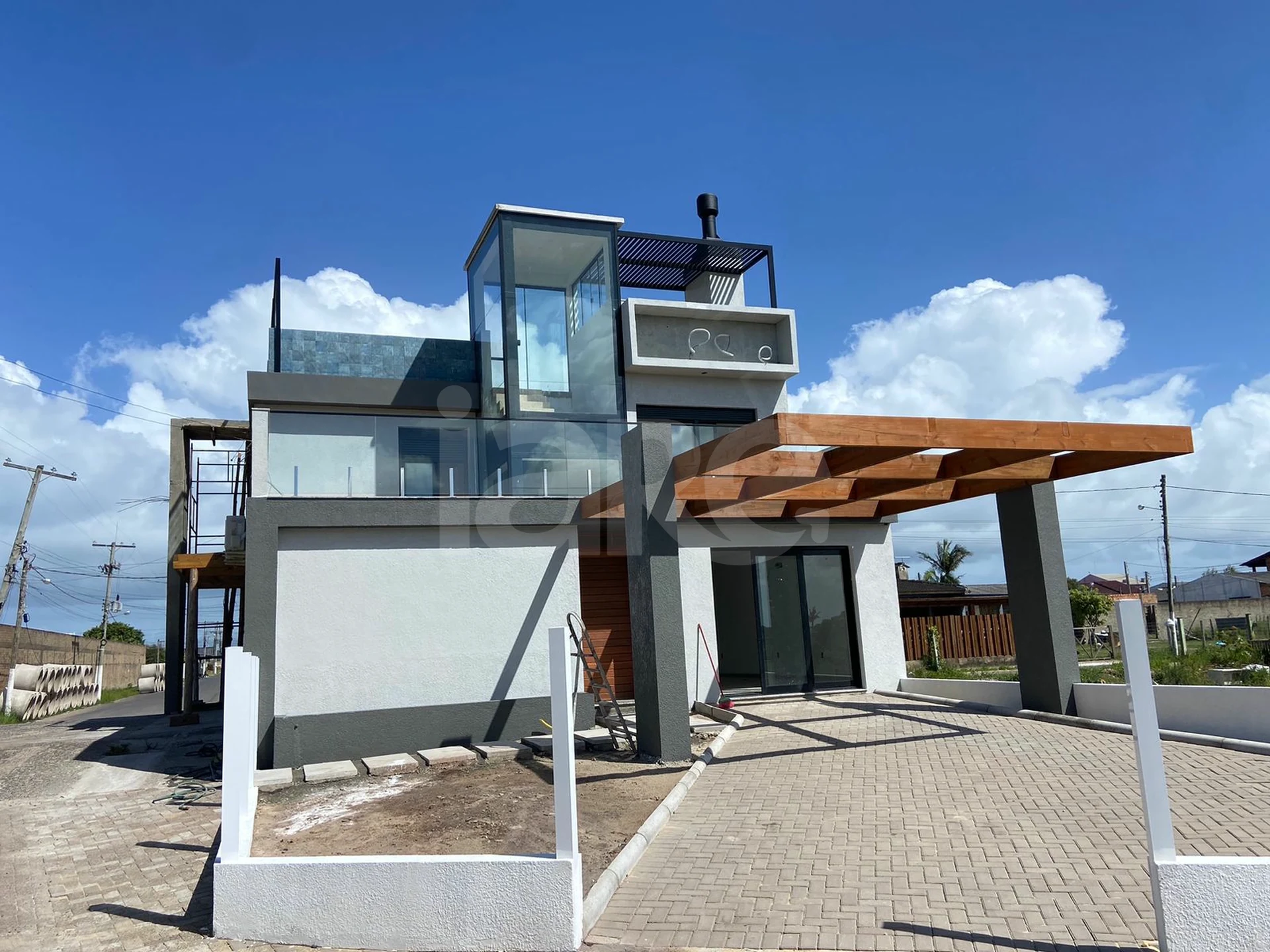 IMMC Casa 54 - Casa com 226 m², em Centro — foto 1