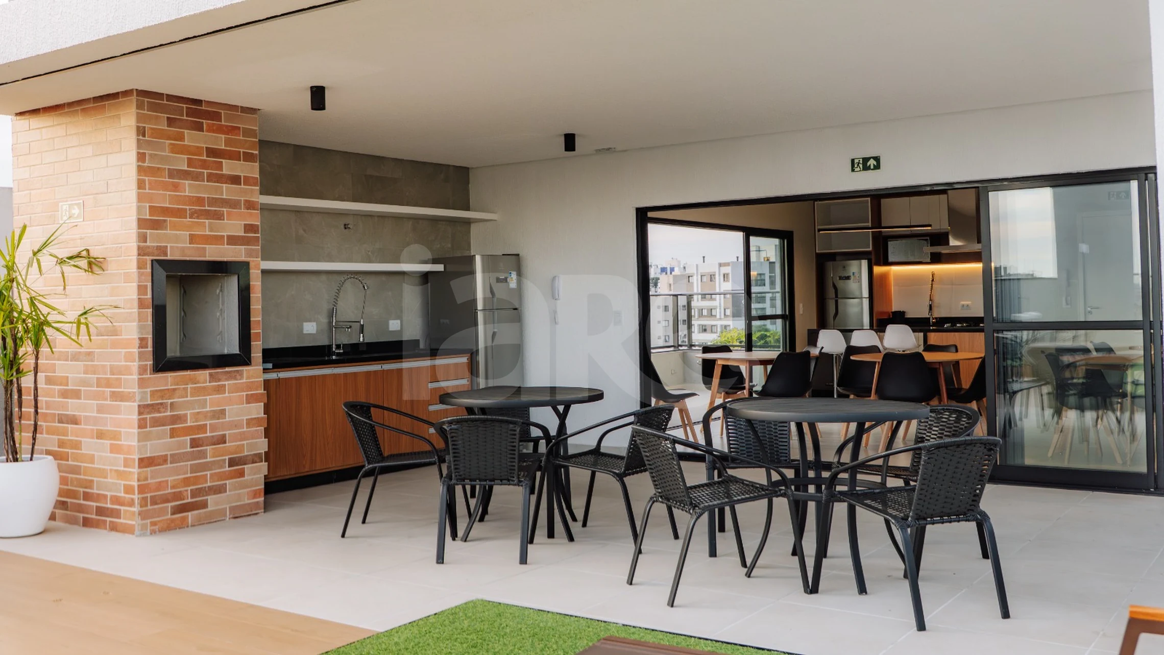 TJM 526 - Apartamento com 46,93 m², em Capão Raso — foto 20