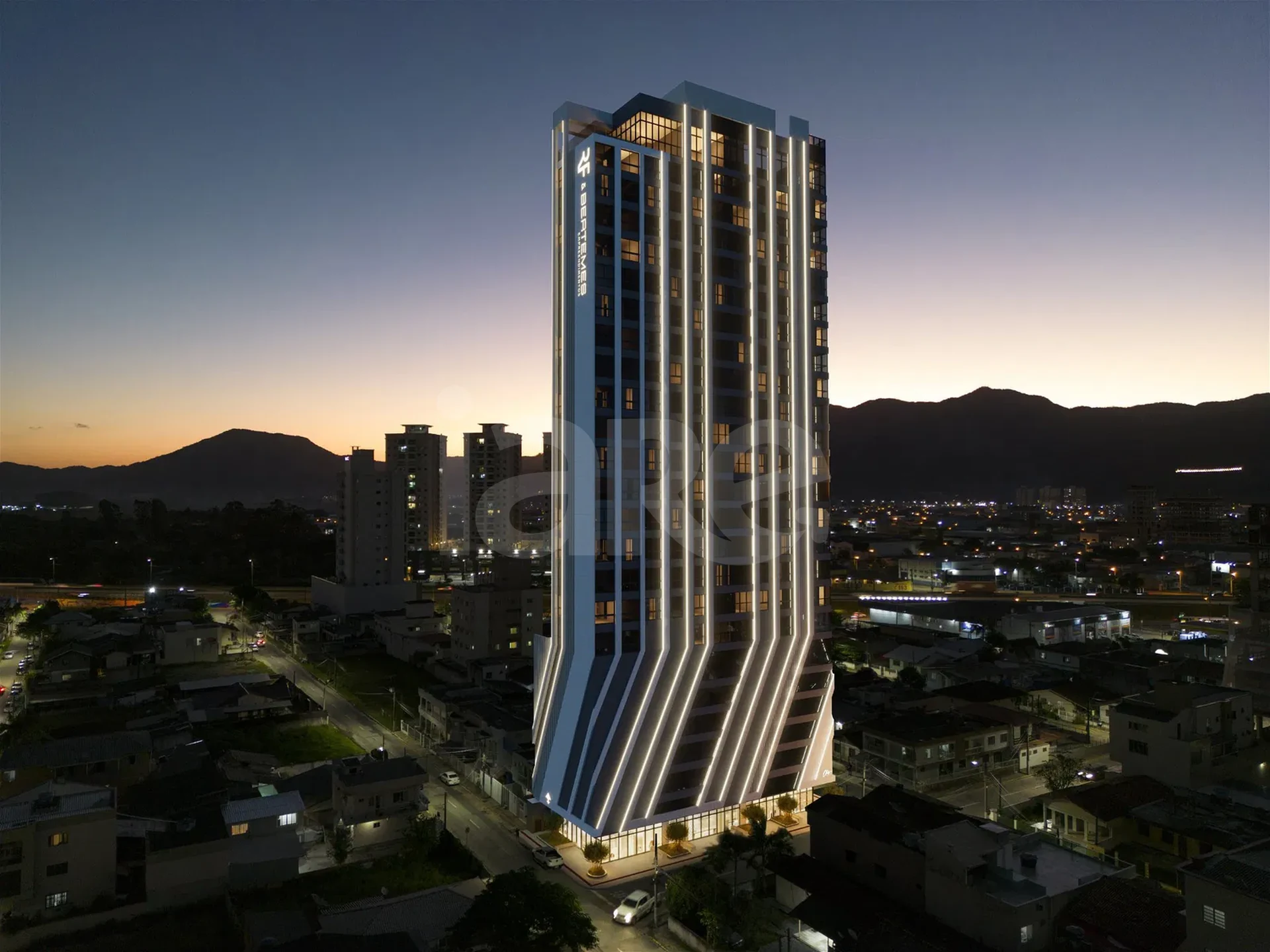 Loyal Tower Flats - Apartamento com 45,05 m², em Meia Praia — foto 1