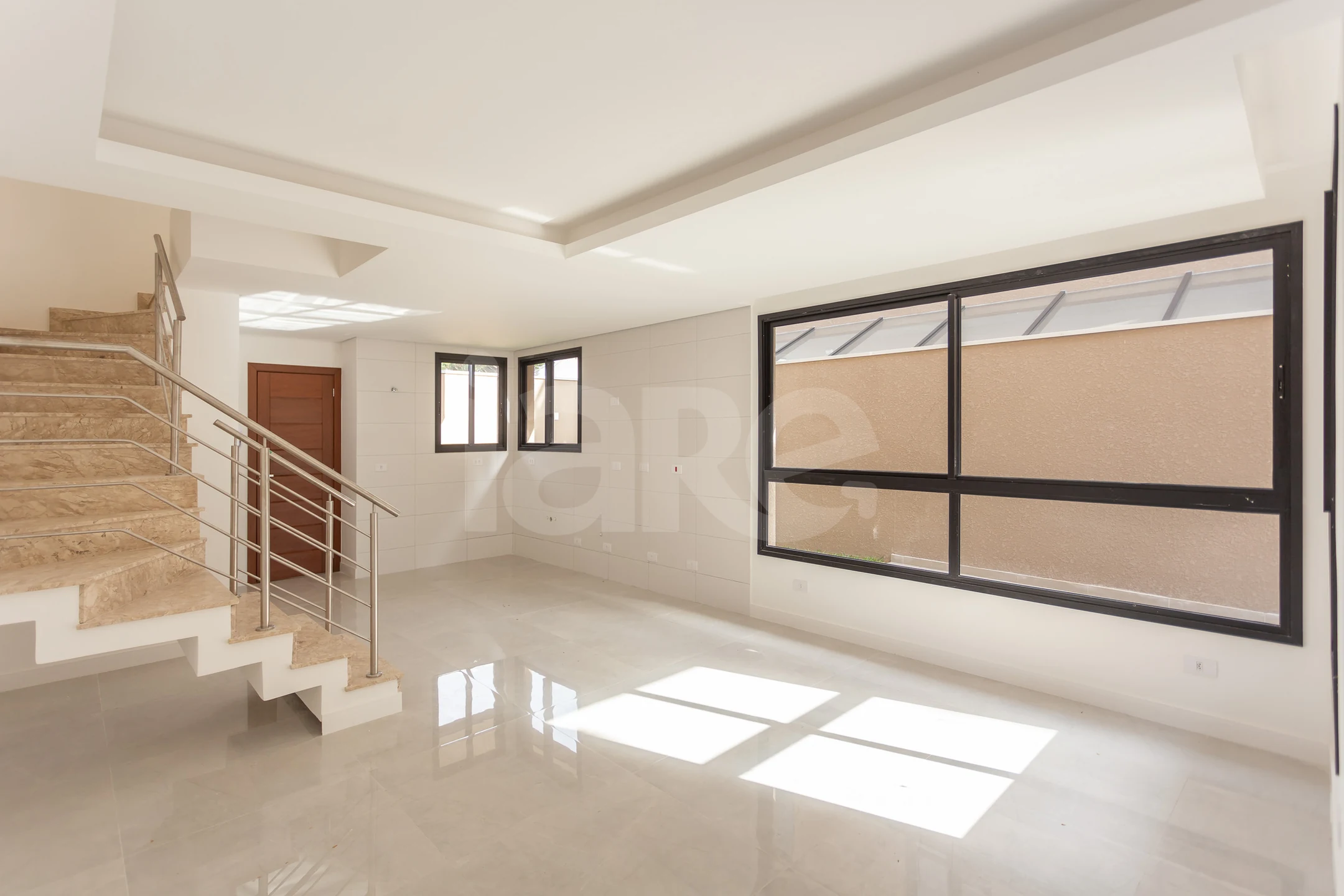 Monte Carlo - Casa com 268 m², em Tingui — foto 3