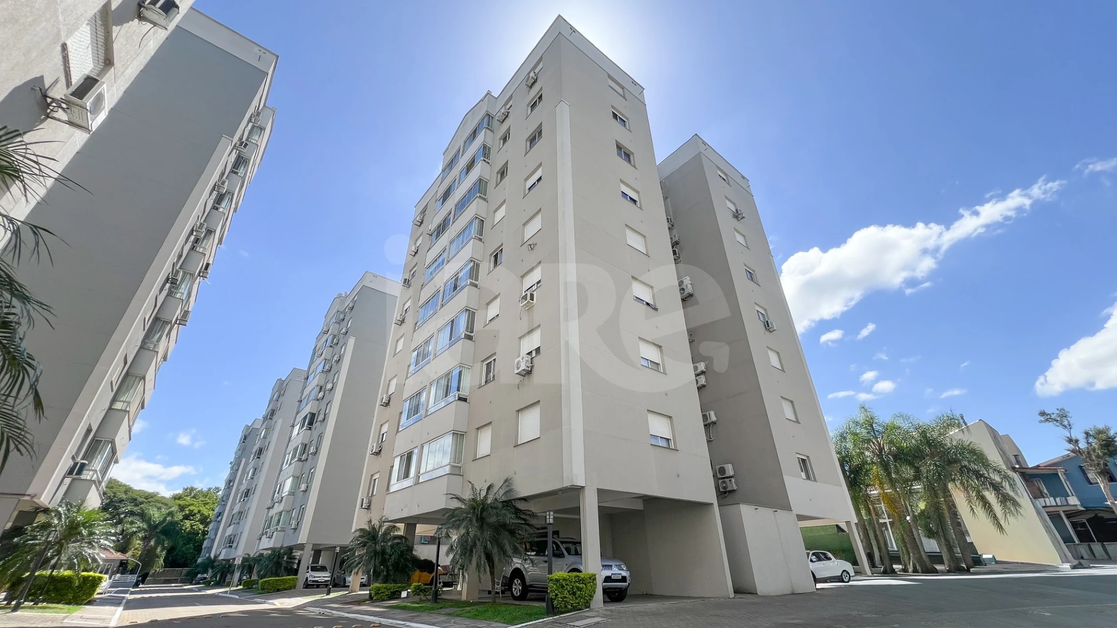 Edifício Plaza Cristal Apto 706B - Apartamento com 71,36 m², em Cavalhada — foto 1