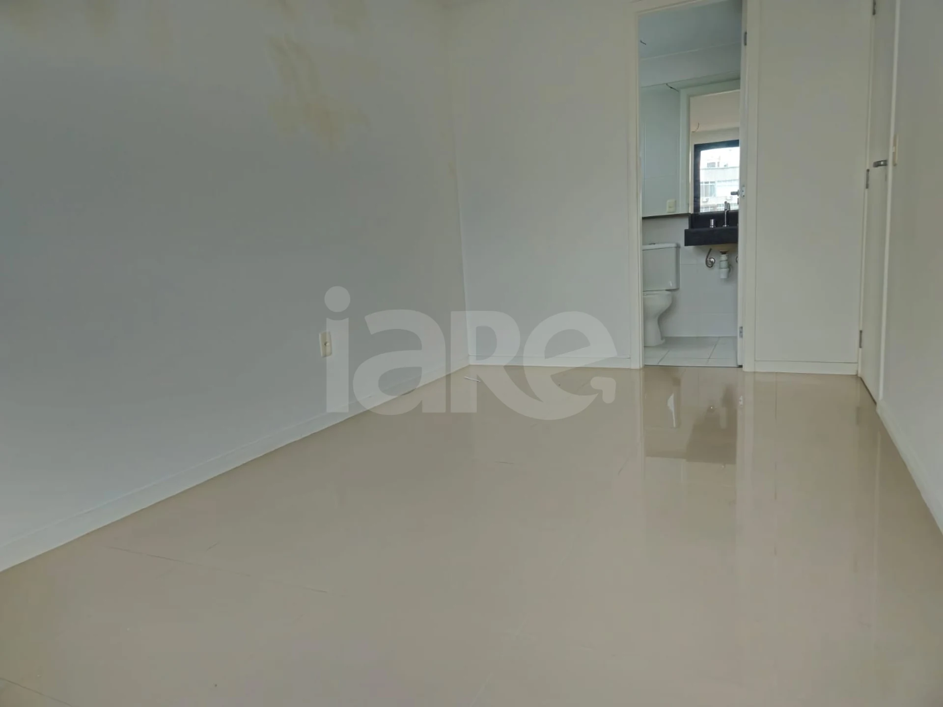 Épico Residencial - Cobertura com 145,92 m², em Tijuca — foto 3