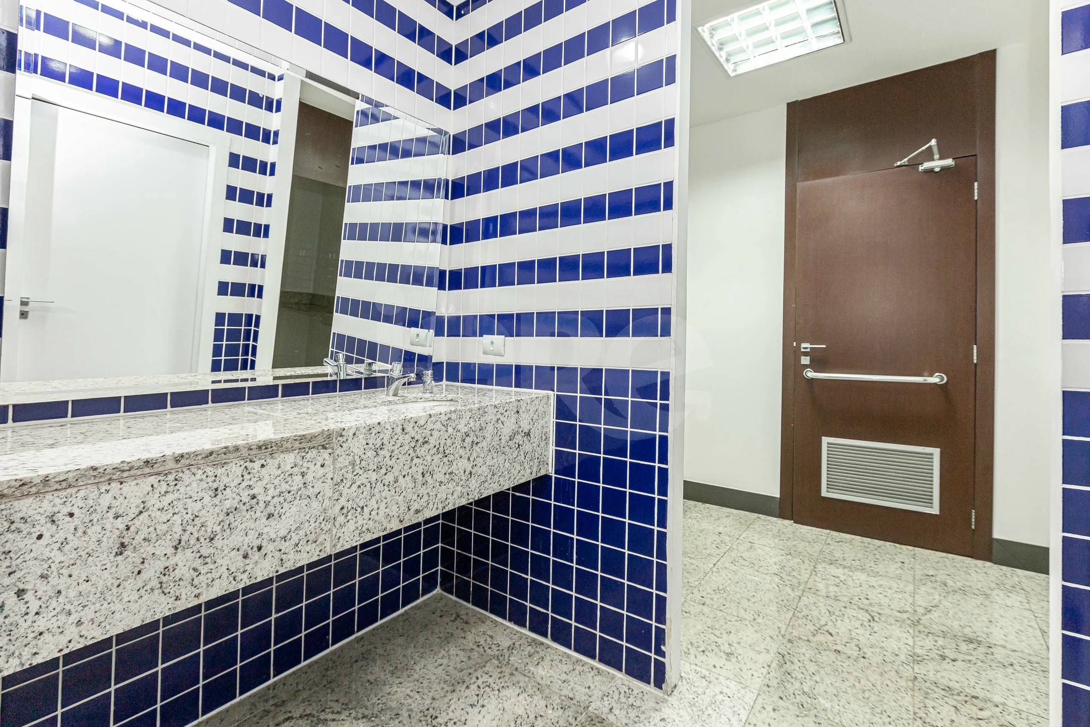 Corporate Emiliano - Sala comercial com 939,17 m², em Centro — foto 13