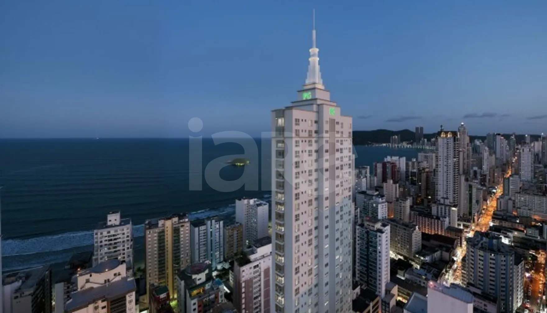 Grand Place Tower - Apartamento com 170,42 m², em Centro — foto 23