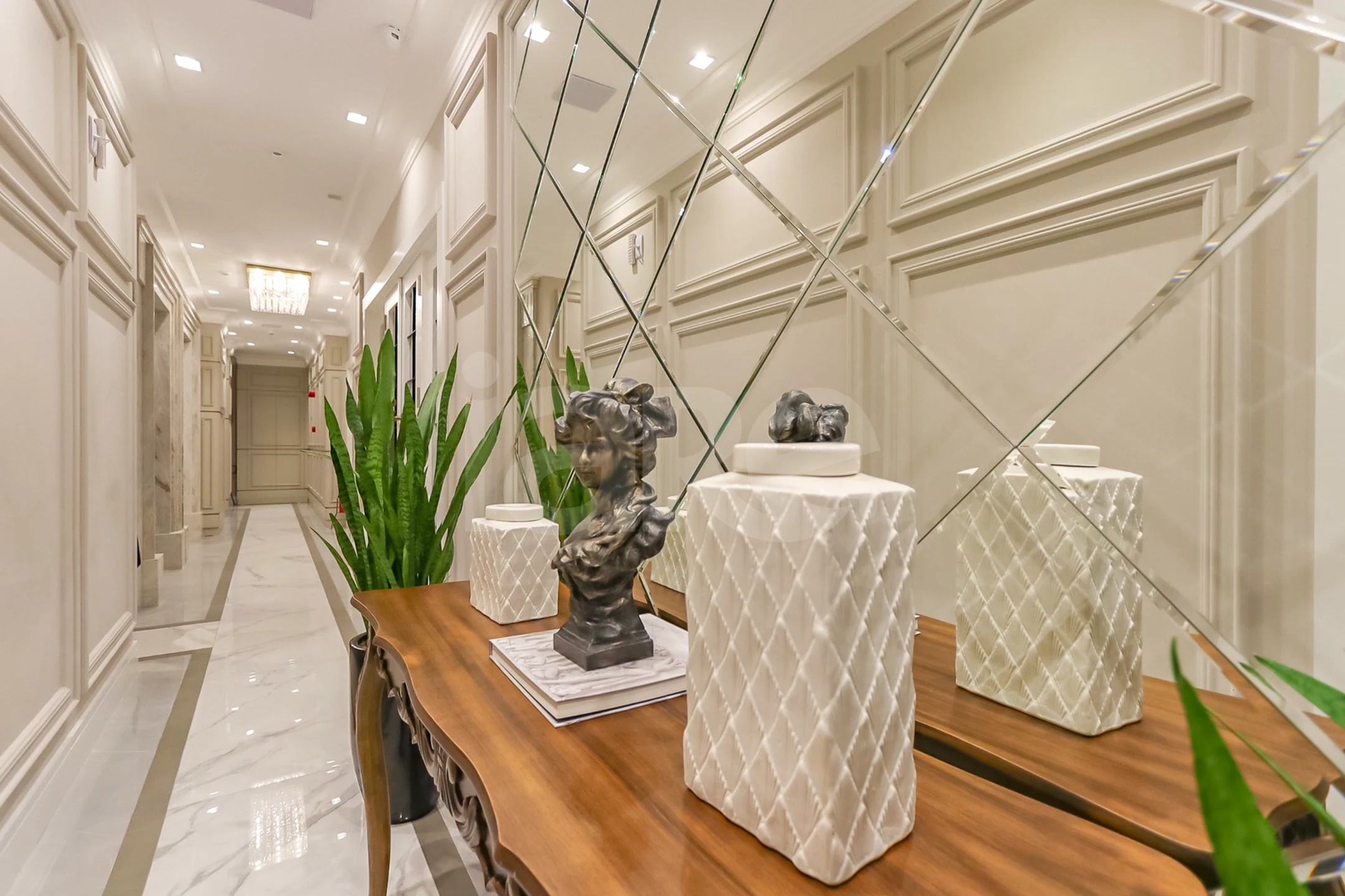 Edifício Paramount Apto 1601 - Apartamento com 269,5 m², em Meia Praia — foto 44