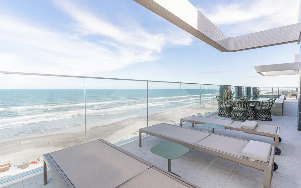 Joacir Martinello - Apartamento com 220,5 m², em Navegantes — foto 3