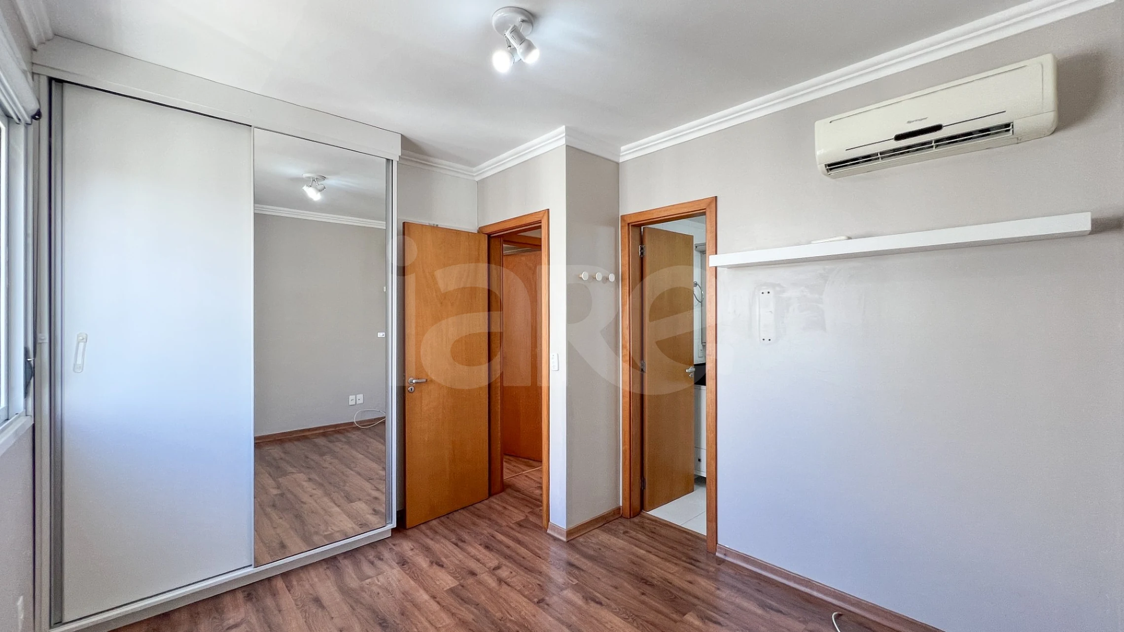 Edifício Plaza Cristal Apto 706B - Apartamento com 71,36 m², em Cavalhada — foto 25