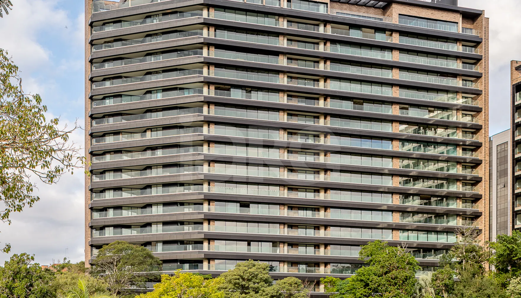 Estância Residências do Golfe - Apartamento com 286,13 m², em Chácara das Pedras — foto 1