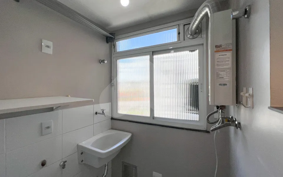 Edifício Plaza Cristal Apto 706B - Apartamento com 71,36 m², em Cavalhada — foto 5