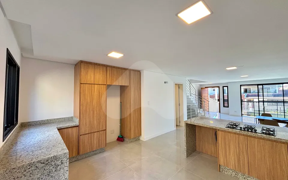Monte Carlo - Casa com 268 m², em Tingui — foto 53