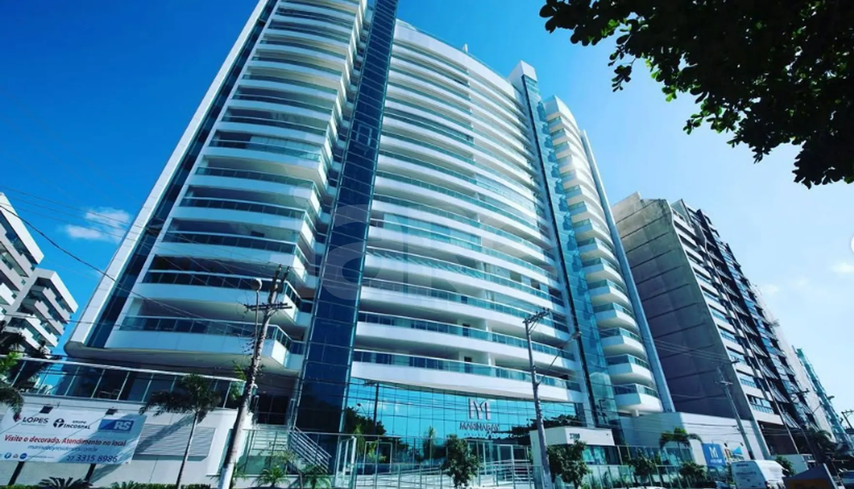 Marina Bay Residences - Apartamento com 240,1 m², em Itapuã — foto 1