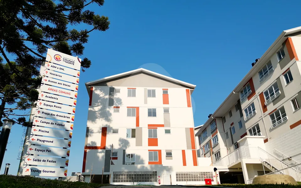 Condomínio Colinas do Norte - Apartamento com 48,06 m², em Santa Cândida — foto 2