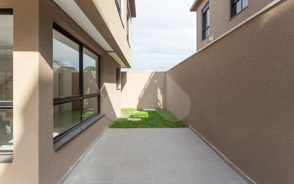 Monte Carlo - Casa com 268 m², em Tingui — foto 2