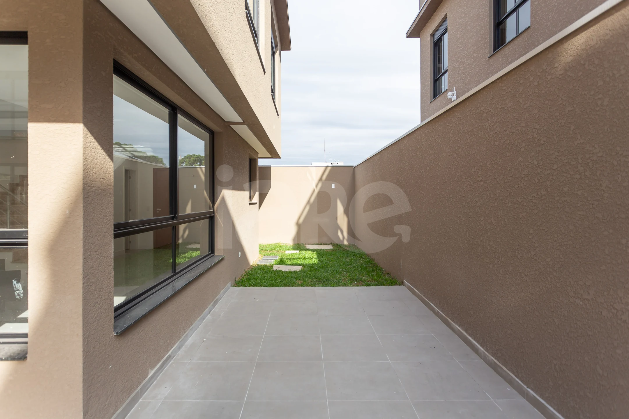Monte Carlo - Casa com 268 m², em Tingui — foto 32