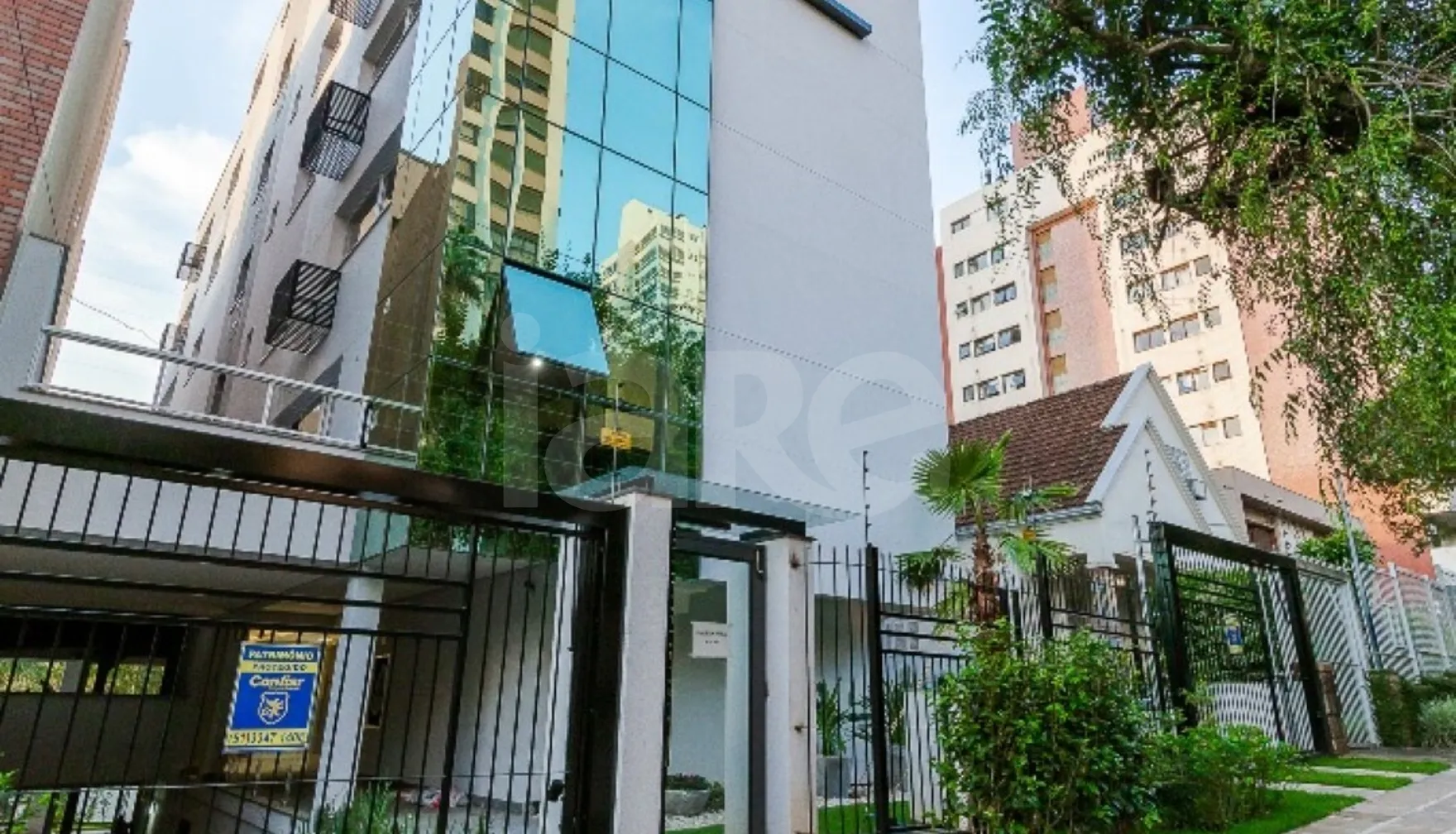 Chartres - Apartamento com 83,3 m², em Petrópolis — foto 1