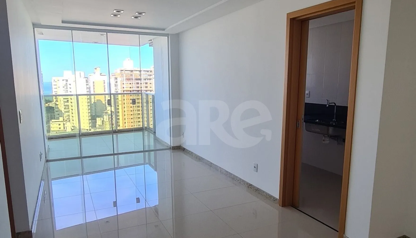 Costa do Havaí - Apartamento com 63,64 m², em Itapuã — foto 4