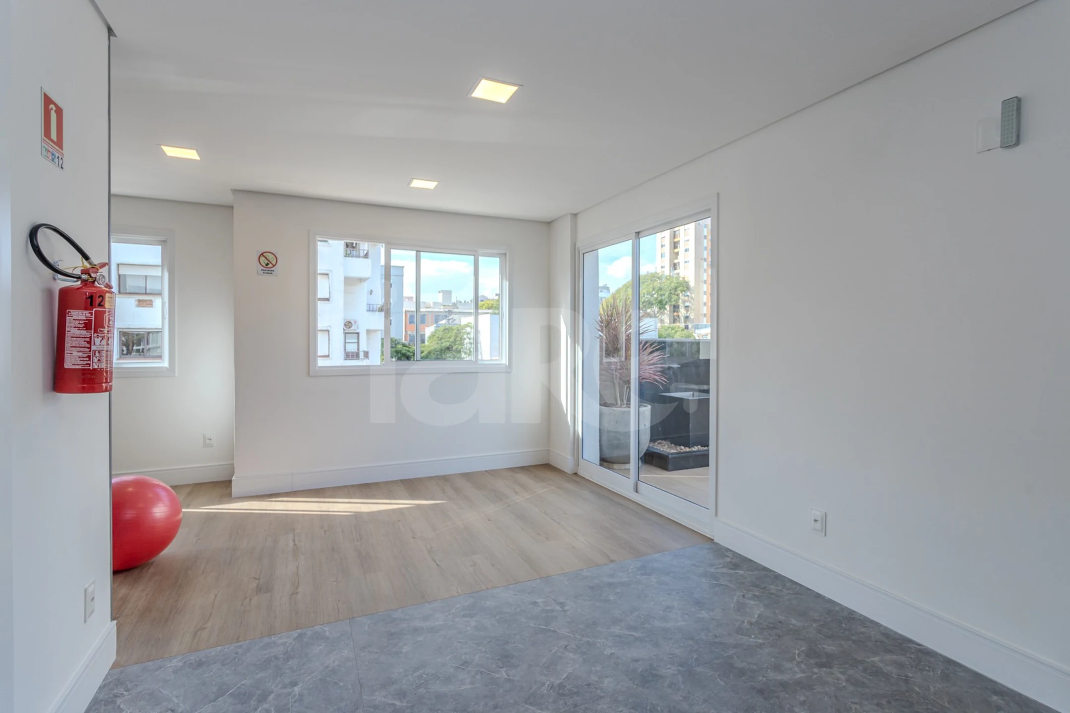 Ch421 Apto 38510 - Apartamento com 62 m², em Jardim Botânico — foto 31