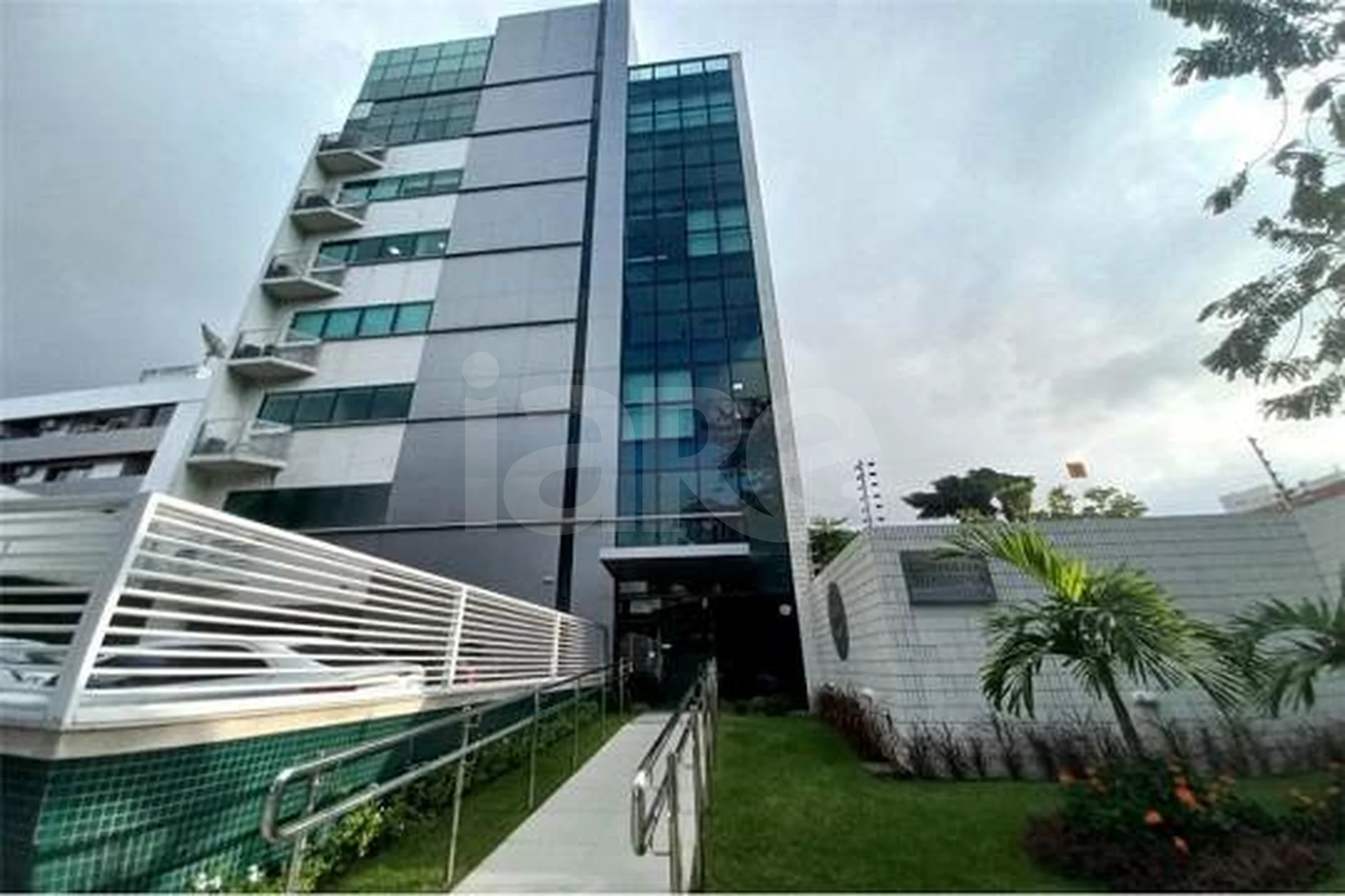 Germana Suassuna - Sala comercial com 26,19 m², em Casa Forte — foto 1