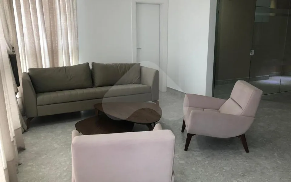 Residencial Helsinki - Apartamento com 193,38 m², em Meia Praia — foto 2