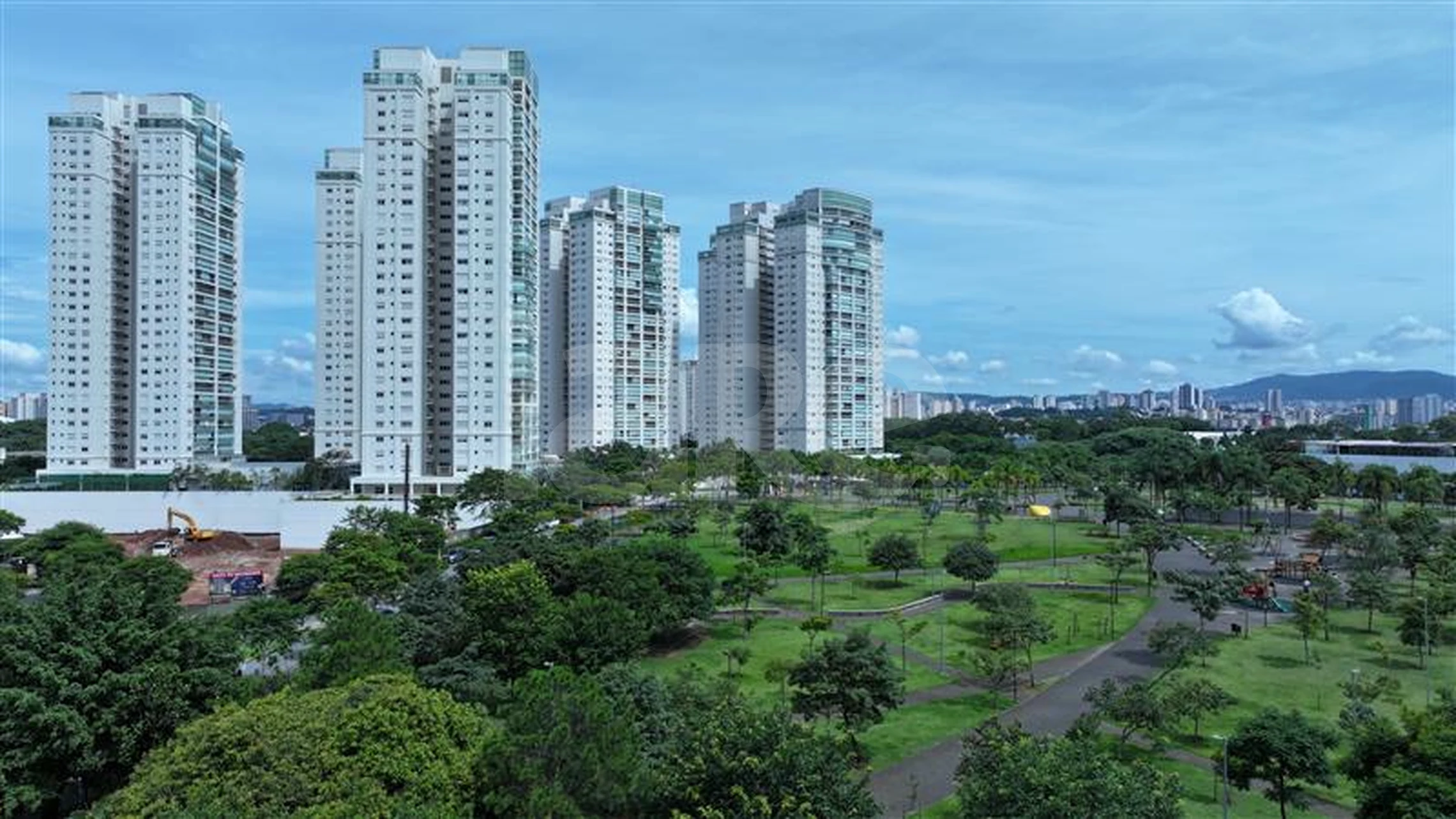Reserva Flamboyant - Apartamento com 155,79 m², em Água Branca — foto 5
