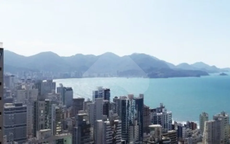 Cosmopolitan - Apartamento com 150,06 m², em Meia Praia — foto 12