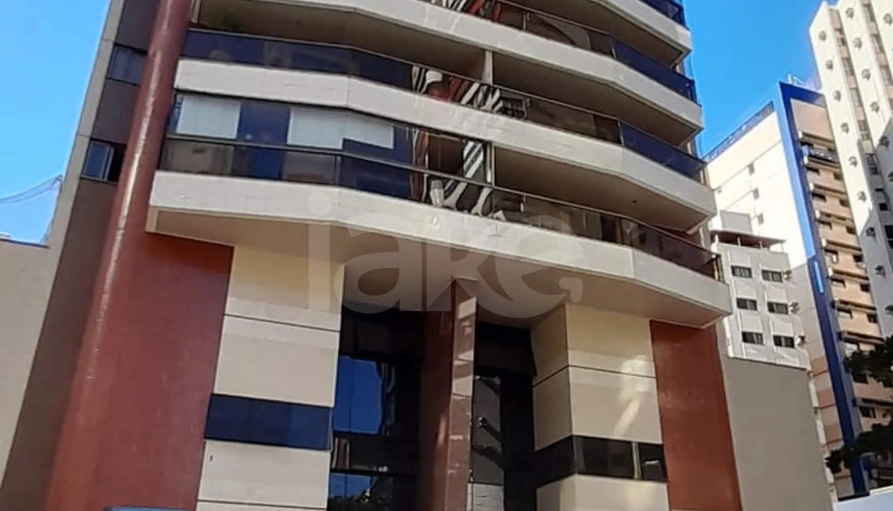 Royal Palace - Apartamento com 140,17 m², em Praia da Costa — foto 1