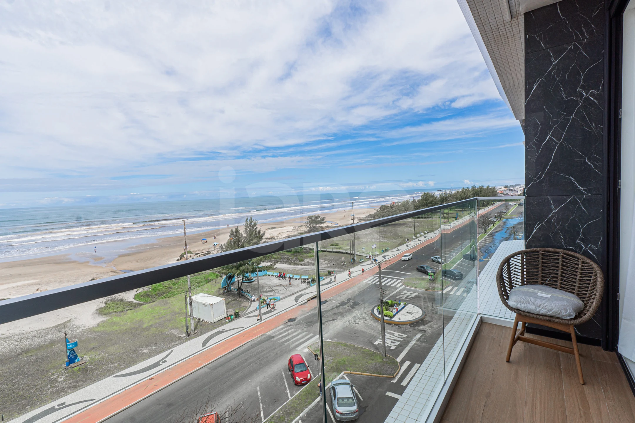 Joacir Martinello - Apartamento com 220,5 m², em Navegantes — foto 5