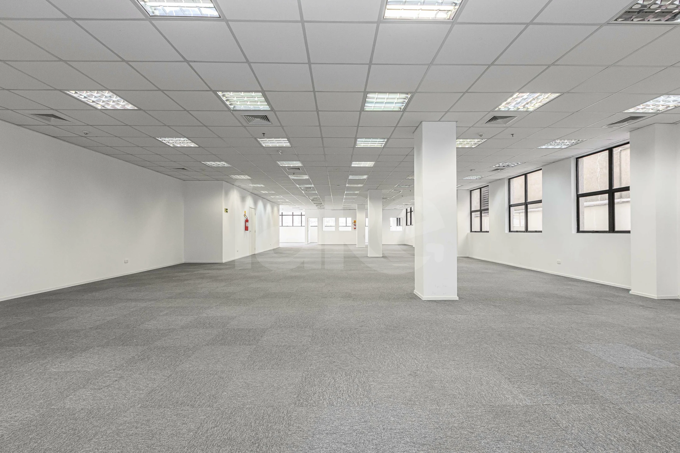 Corporate Emiliano - Sala comercial com 939,17 m², em Centro — foto 8