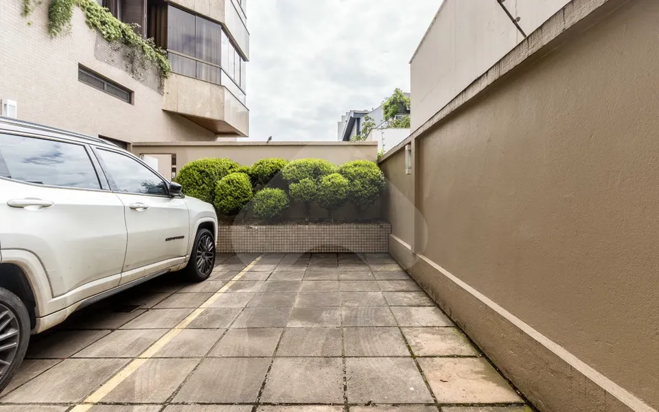 Edifício Solar da Figueira Apto 501 - Apartamento com 244 m², em Rio Branco — foto 16